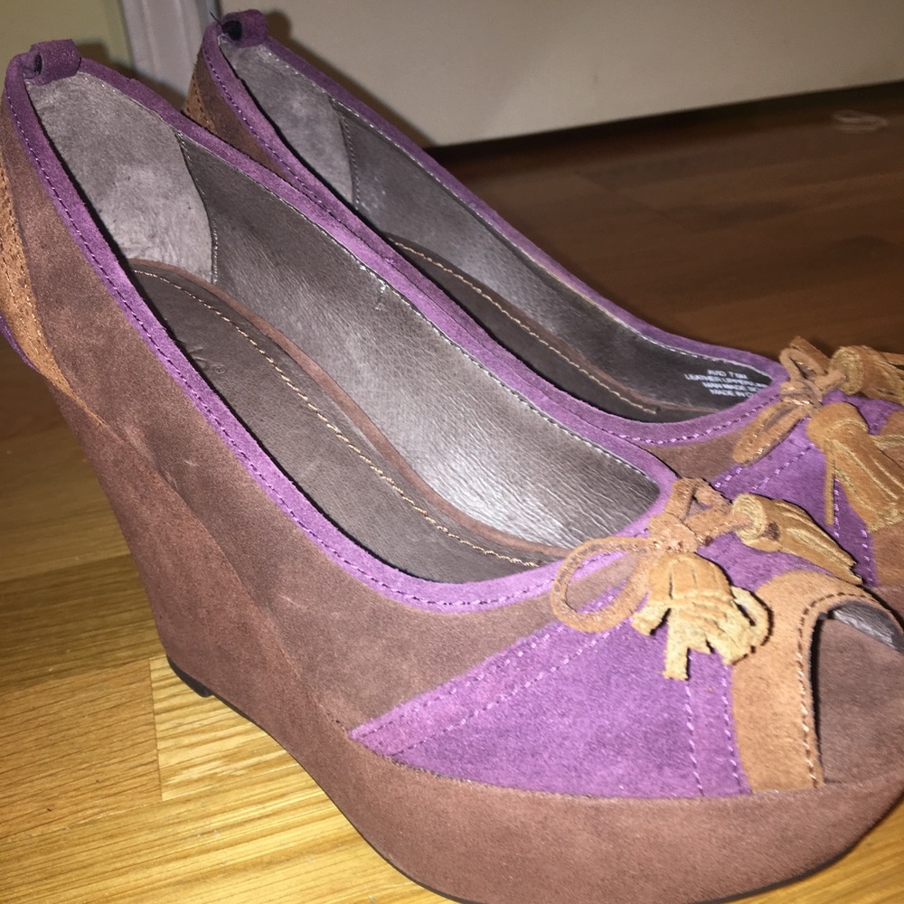 suede wedges